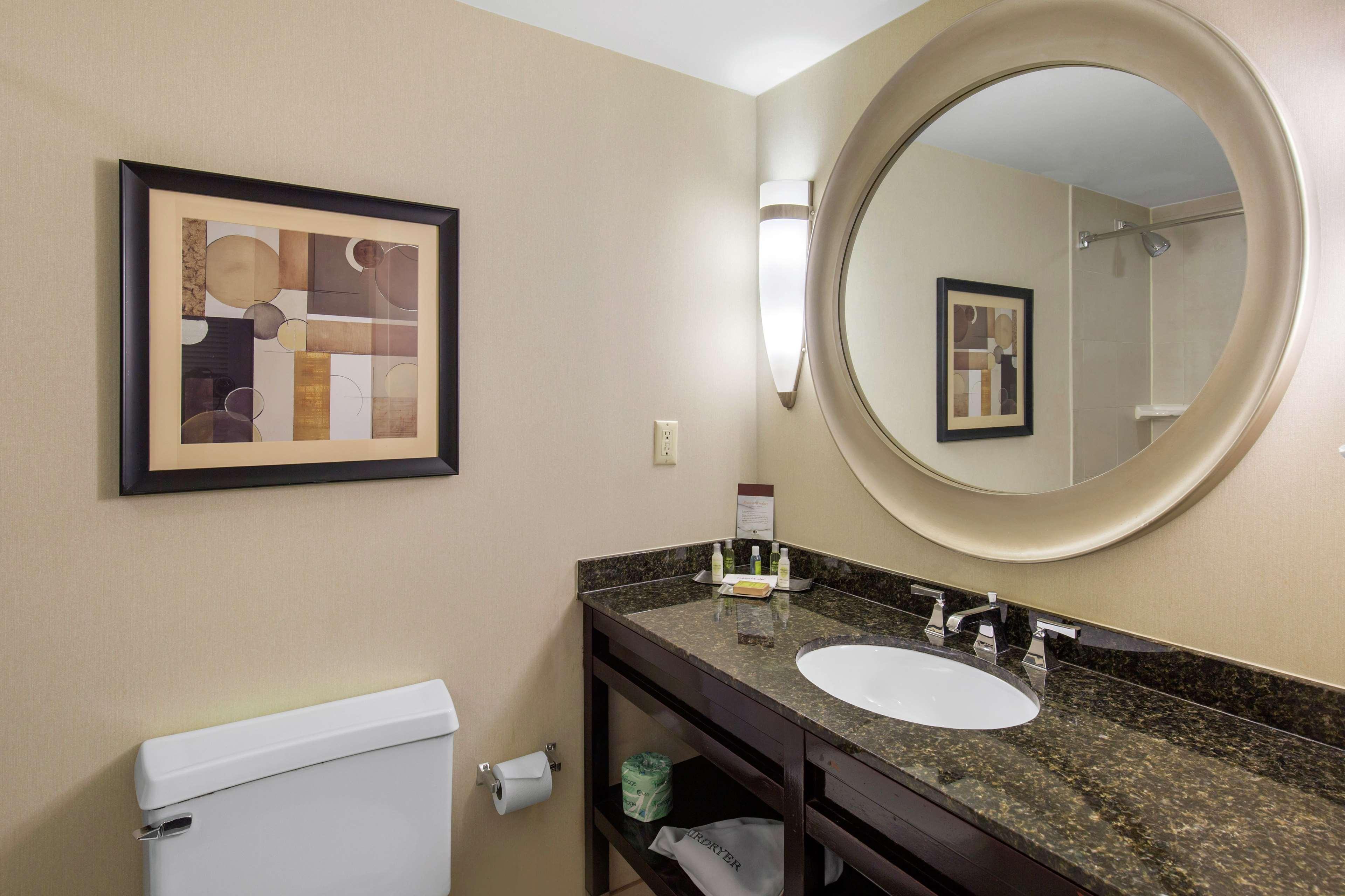 Doubletree By Hilton Downtown Wilmington - Legal District Εξωτερικό φωτογραφία